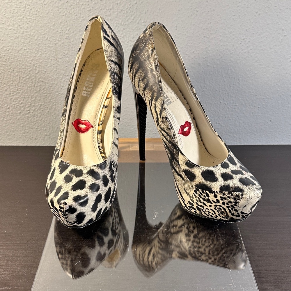REDKISS Black and White Animal Print Platform Pumps